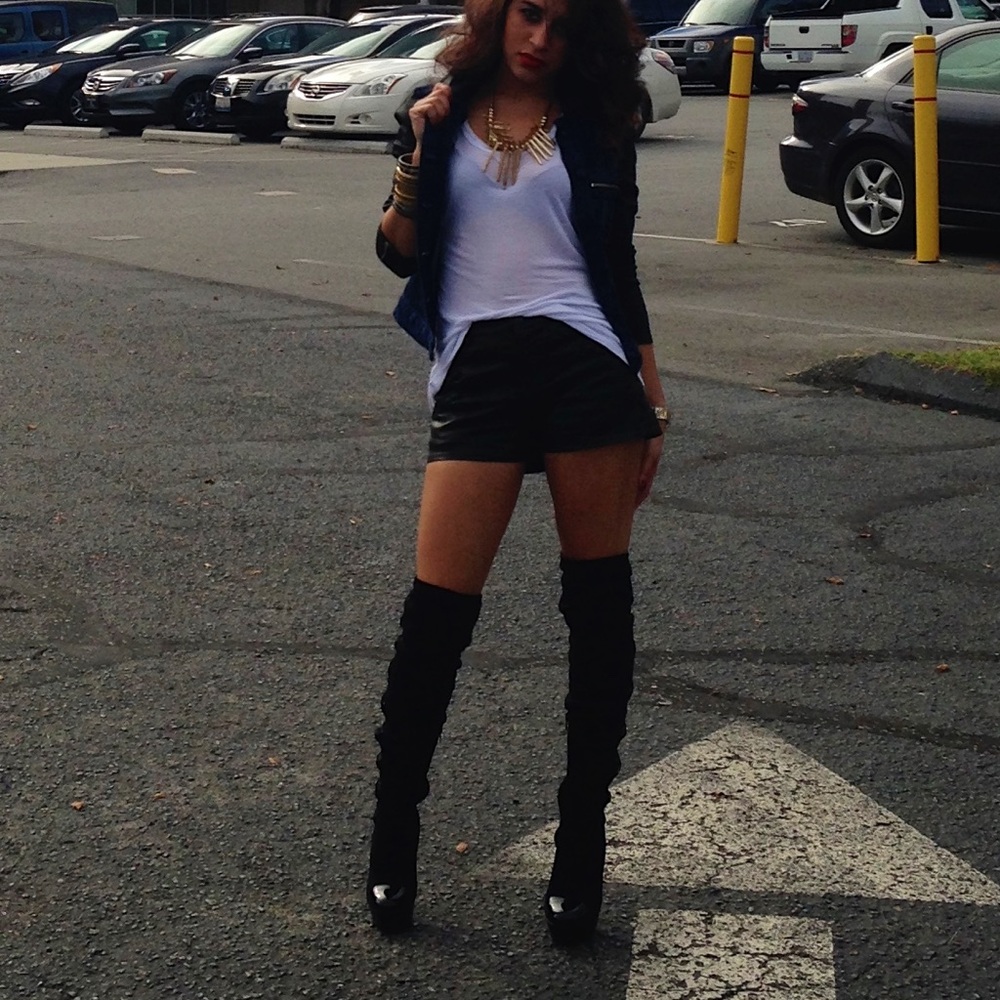 Vegan leather bootie shorts